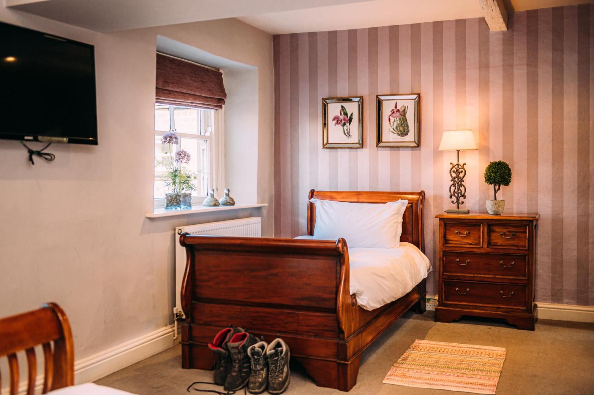 The Shireburn Arms 4*